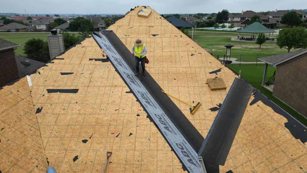 Emergency Roof Repair image
