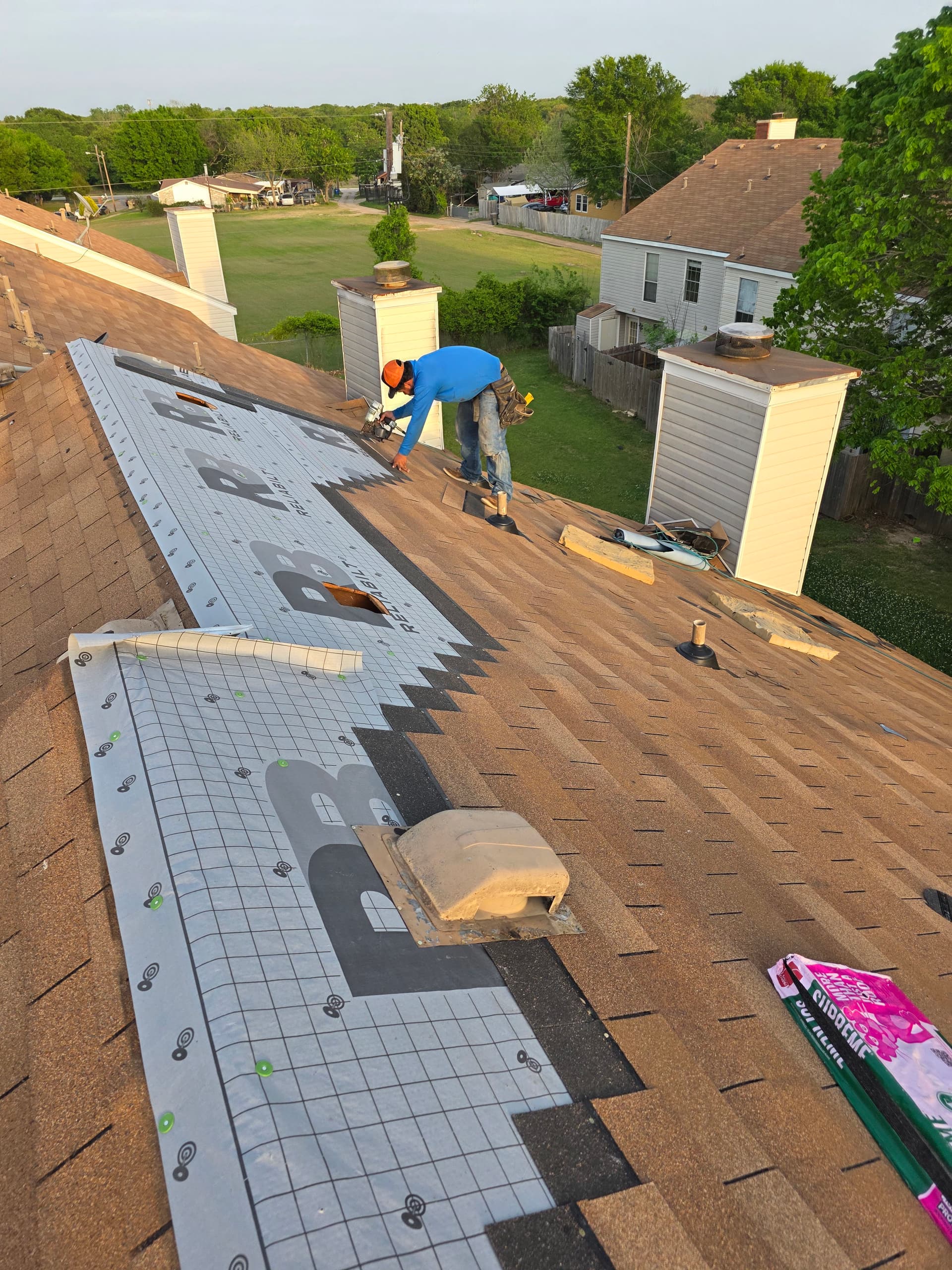 Gallery photos for 250 Squares of Roofing Underway in Dallas: Image #2