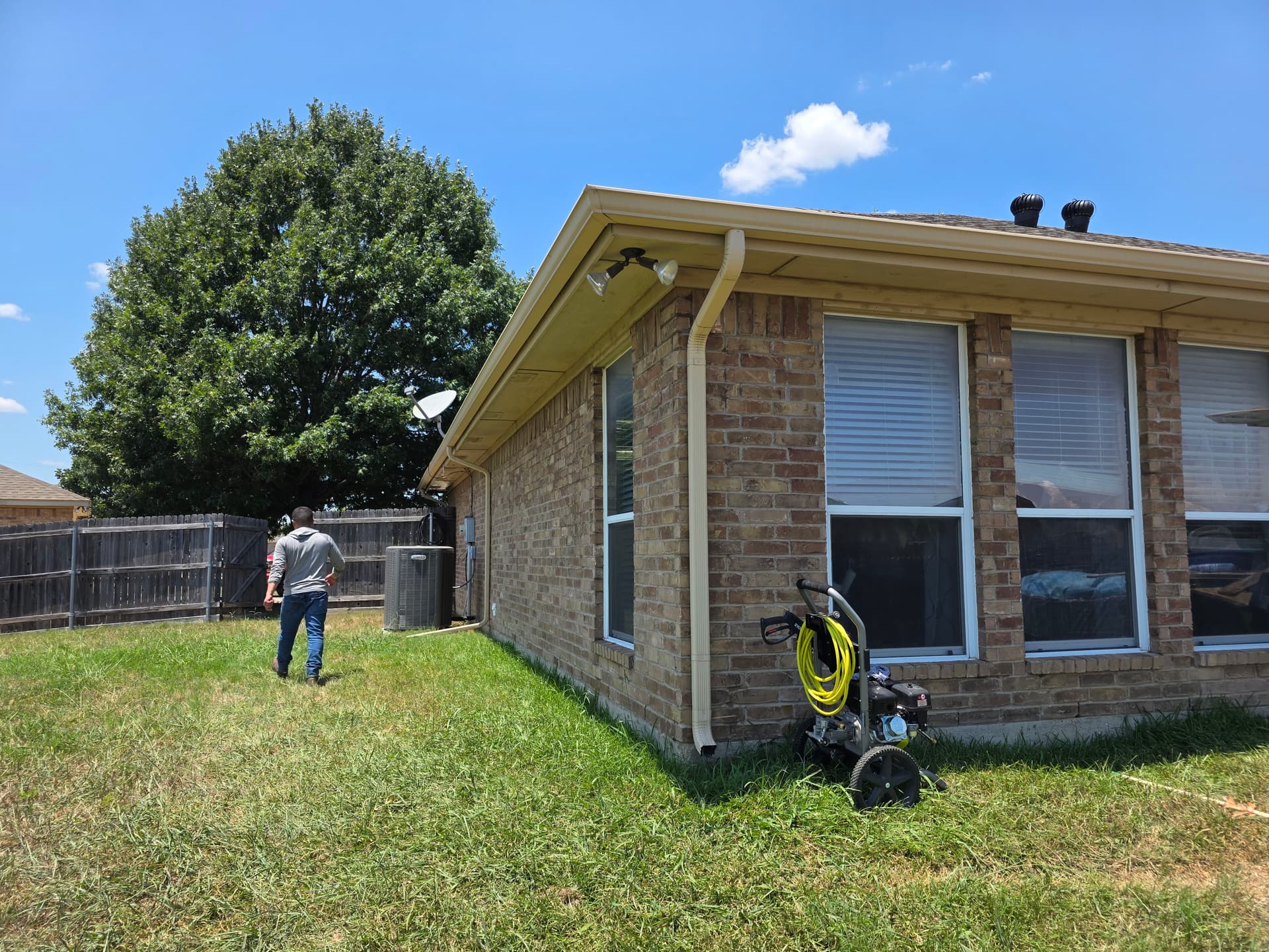 Gallery photos for Exterior Pressure Washing and Pre-Paint Prep in Burleson: Image #1
