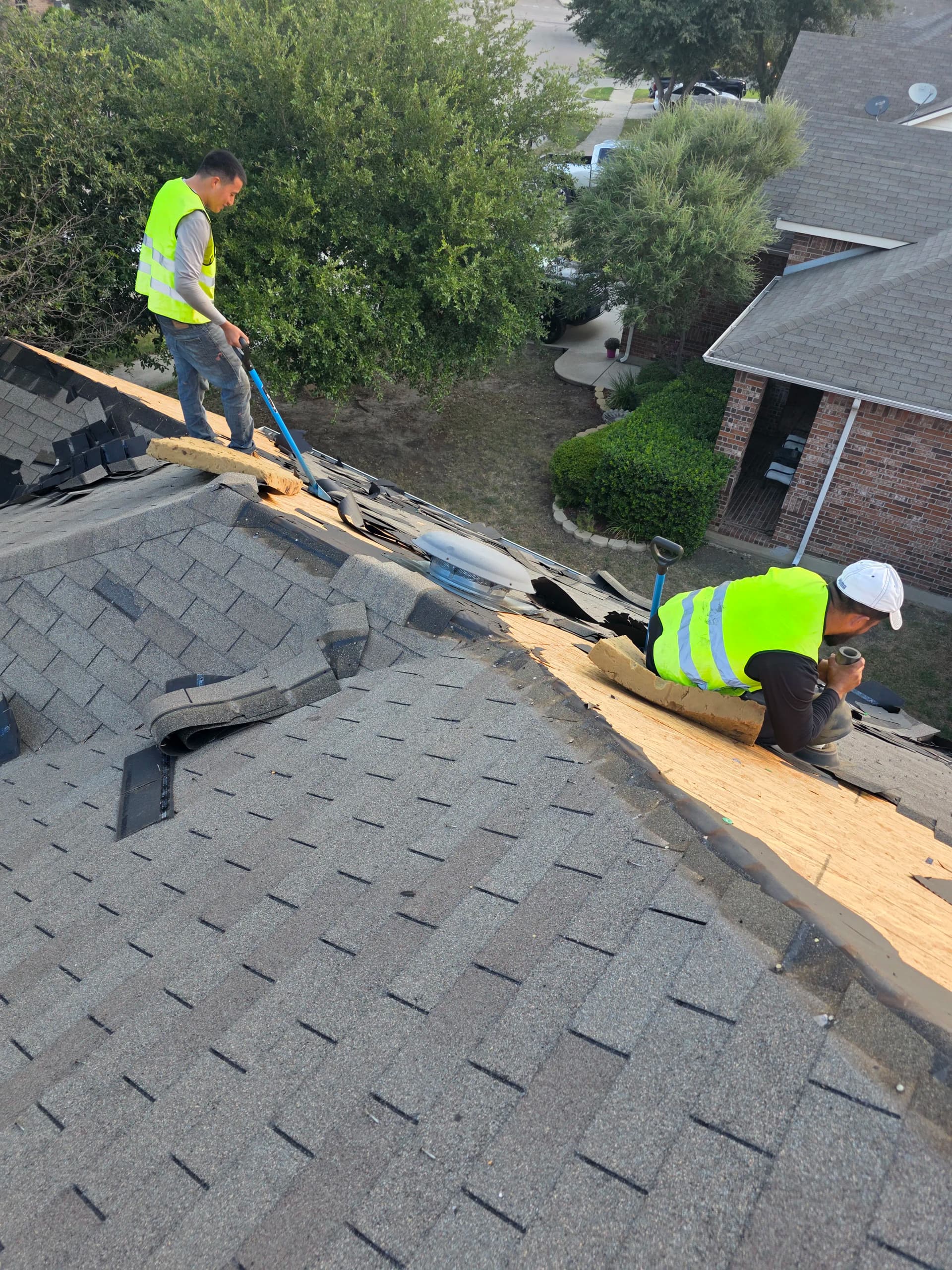 Full Roof Replacement Done Right in Burleson TX image