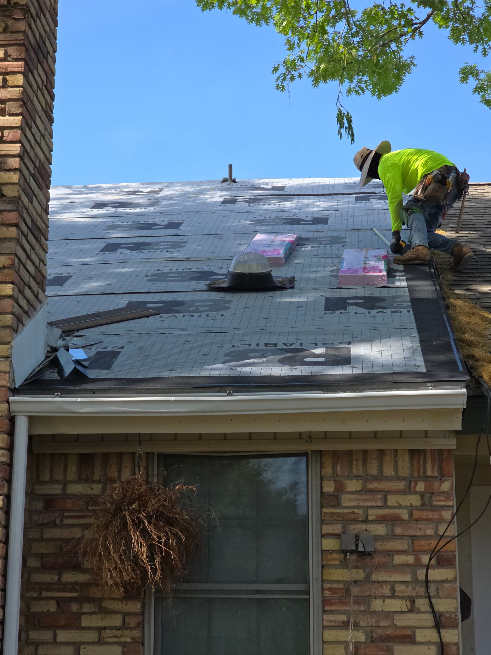 Gallery photos for Roofing Transformation in Garland TX: Image #1