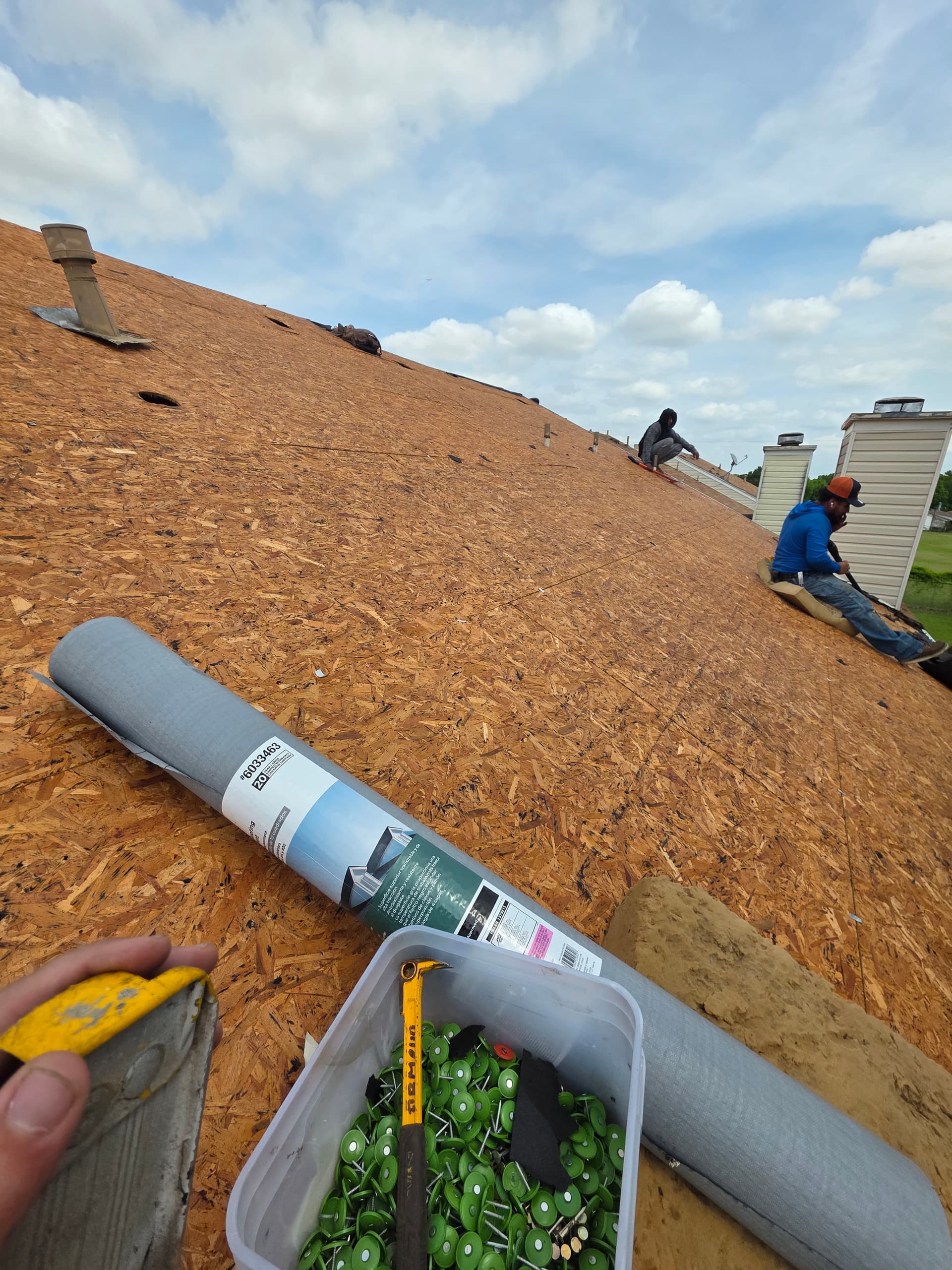 250 Squares of Roofing Underway in Dallas image