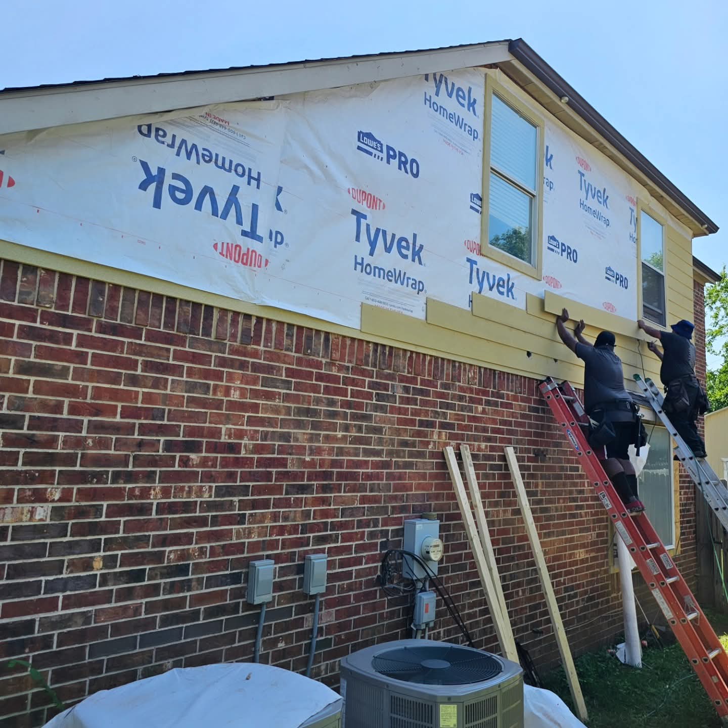 Project Exterior Siding and Interior Remodel Work in Dallas image