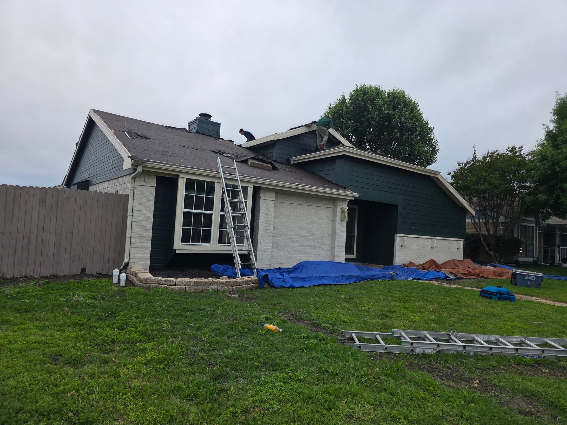 Gallery photos for Full Roof Replacement with Atlas Pinnacle Pristine Shingles in Plano: Image #3