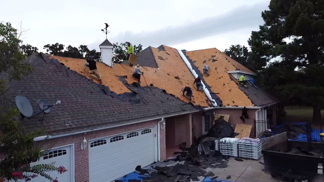 Project 68 Square Installation of Impact-Resistant Shingles in Newark image