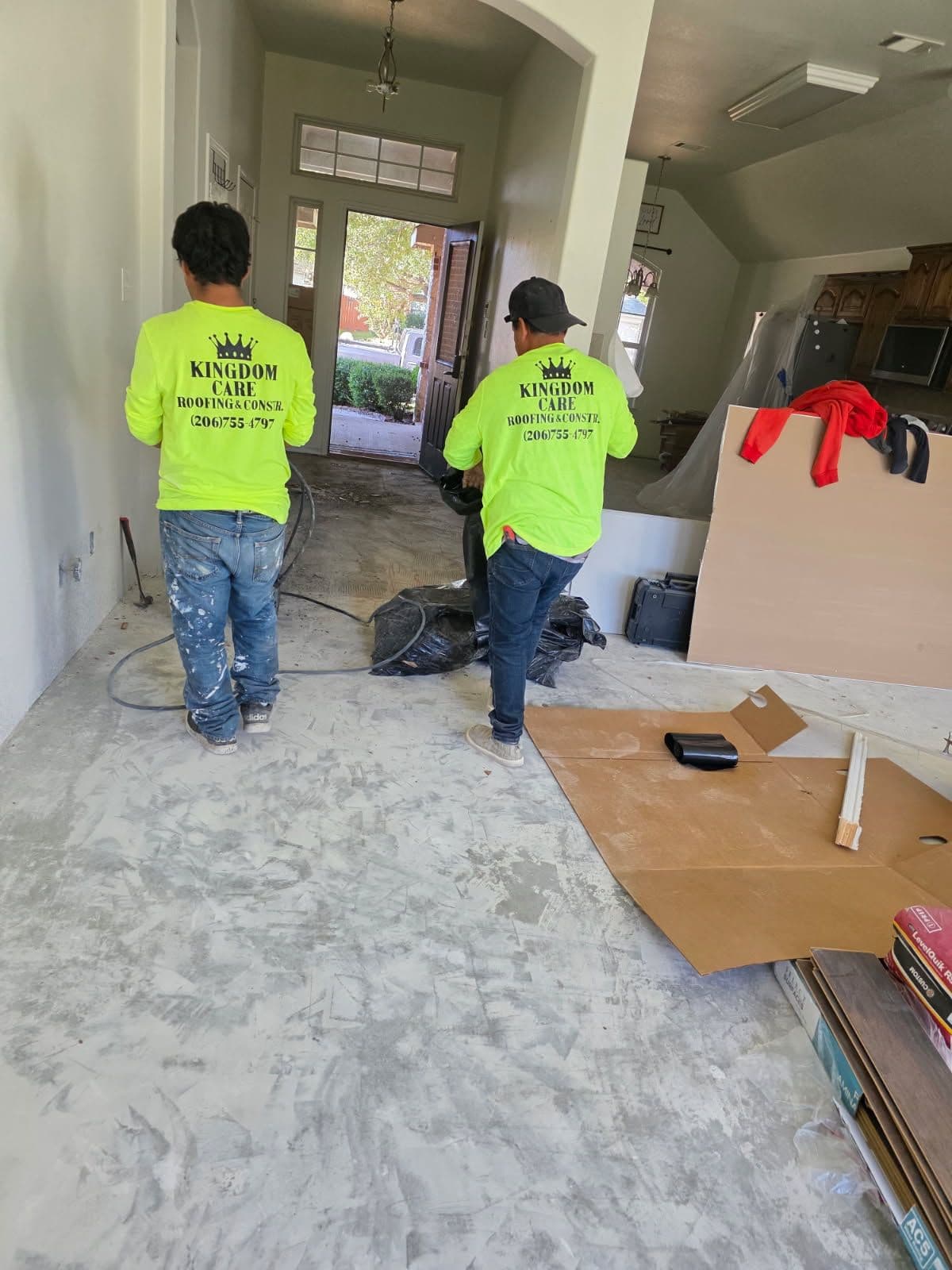 Premium Laminate Flooring Preparation in Burleson TX image